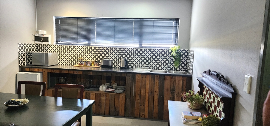 1 Bedroom Property for Sale in Burgundy Estate Western Cape